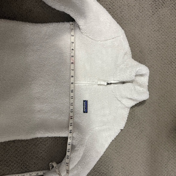 Patagonia Women’s Los Gatos 1/4 Zip Fuzzy White Fleece Pullover Sweatshirt - Picture 12 of 14